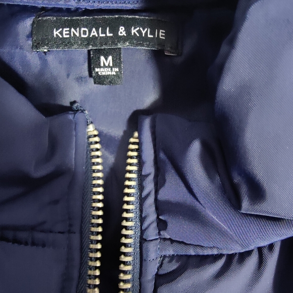 Kendall & Kylie Navy Blue Puffer Jacket, Size M - Picture 4 of 10